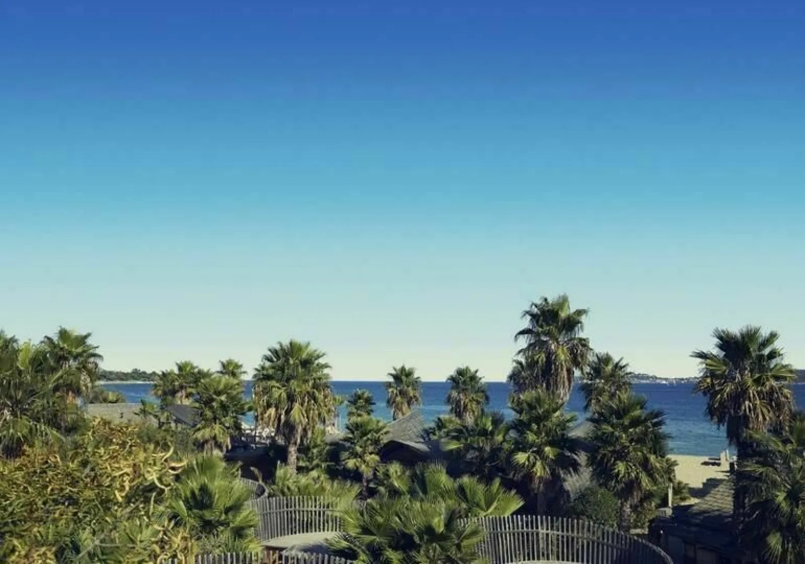 Het strand van Port Grimaud vlakbij camping Nova Lodges